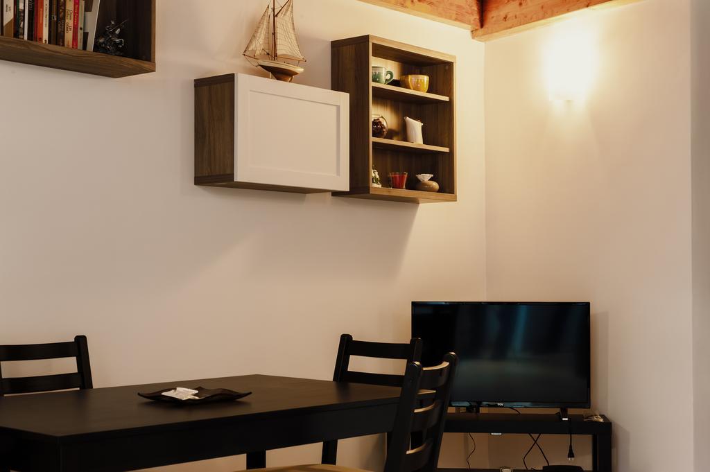 Casa Daila Apartment เนเปิลส์ ภายนอก รูปภาพ